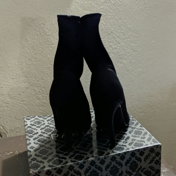 High heels - Picture 3 of 5